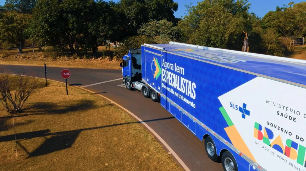 Carreta de exames de imagem do Agora Tem Especialistas chega a Guarabira (PB) com tomografias pelo SUS