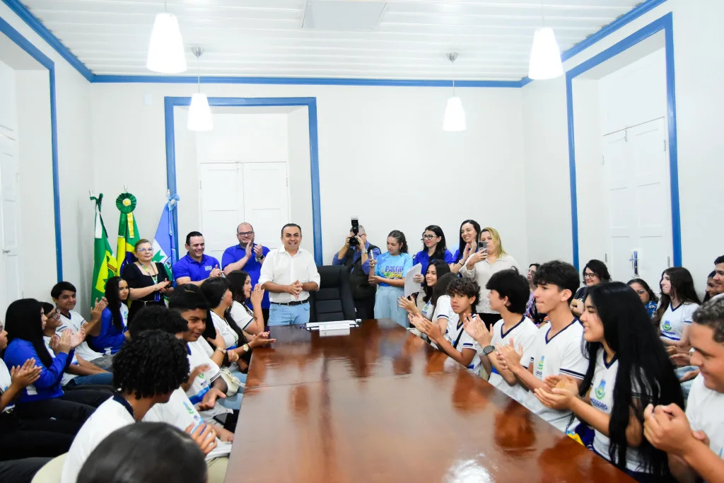 Mossoró leva 39 alunos da rede pública à Olimpíada Brasileira de Foguetes em outubro