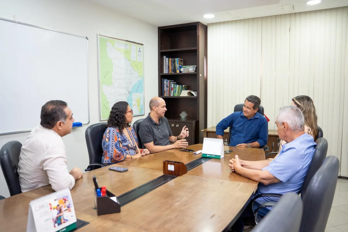 Socorro e Governo de Sergipe discutem obras em andamento no município