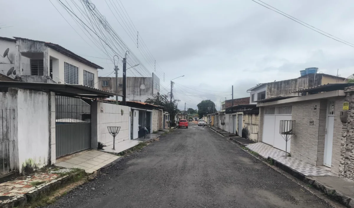 Olinda pavimenta ruas em Rio Doce e Jardim Atlântico com R$ 375 mil