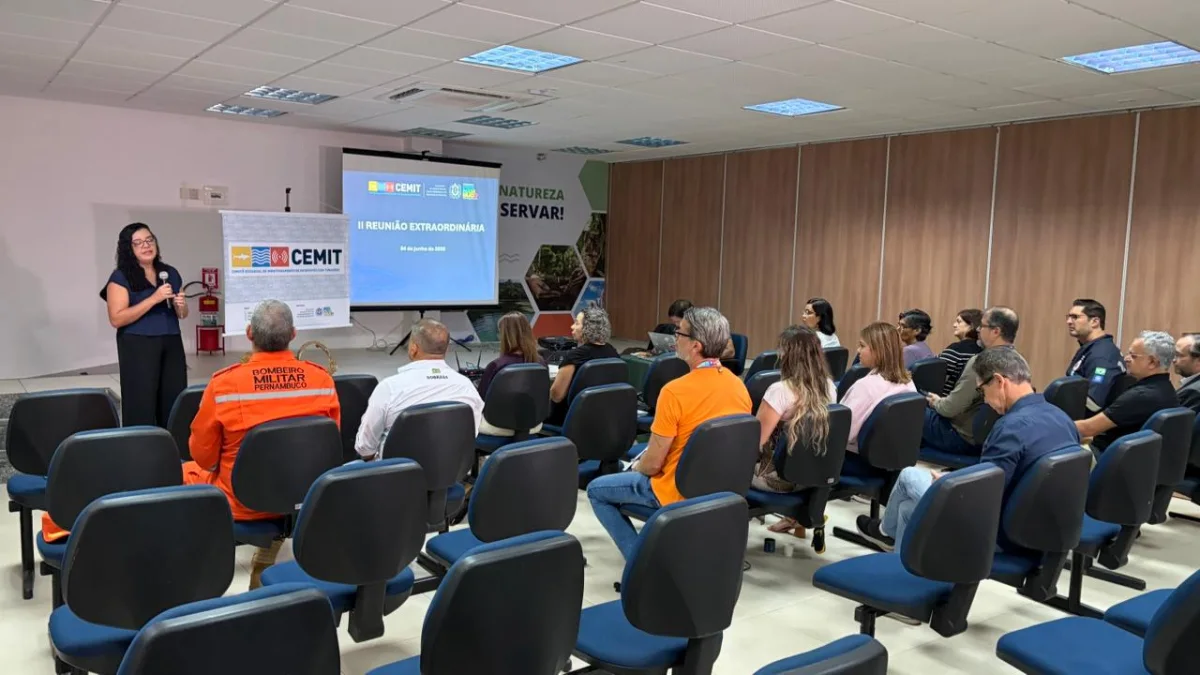 PE investe R$ 8,3 milhões em prevenção e retoma rastreamento de tubarões no litoral