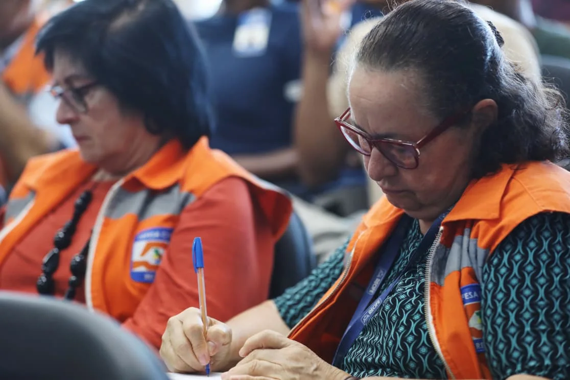 Recife cadastra famílias para o Auxílio Pernambuco de R$ 2,5 mil