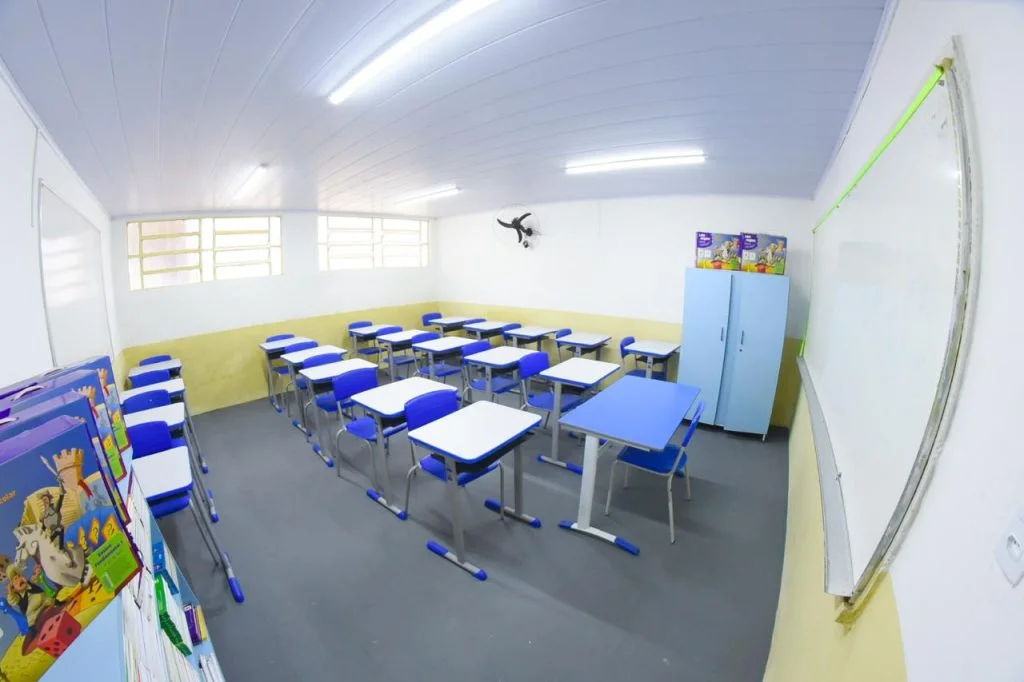 Escola Petrônio Fernandes é requalificada com investimento de R$ 400 mil em Garanhuns