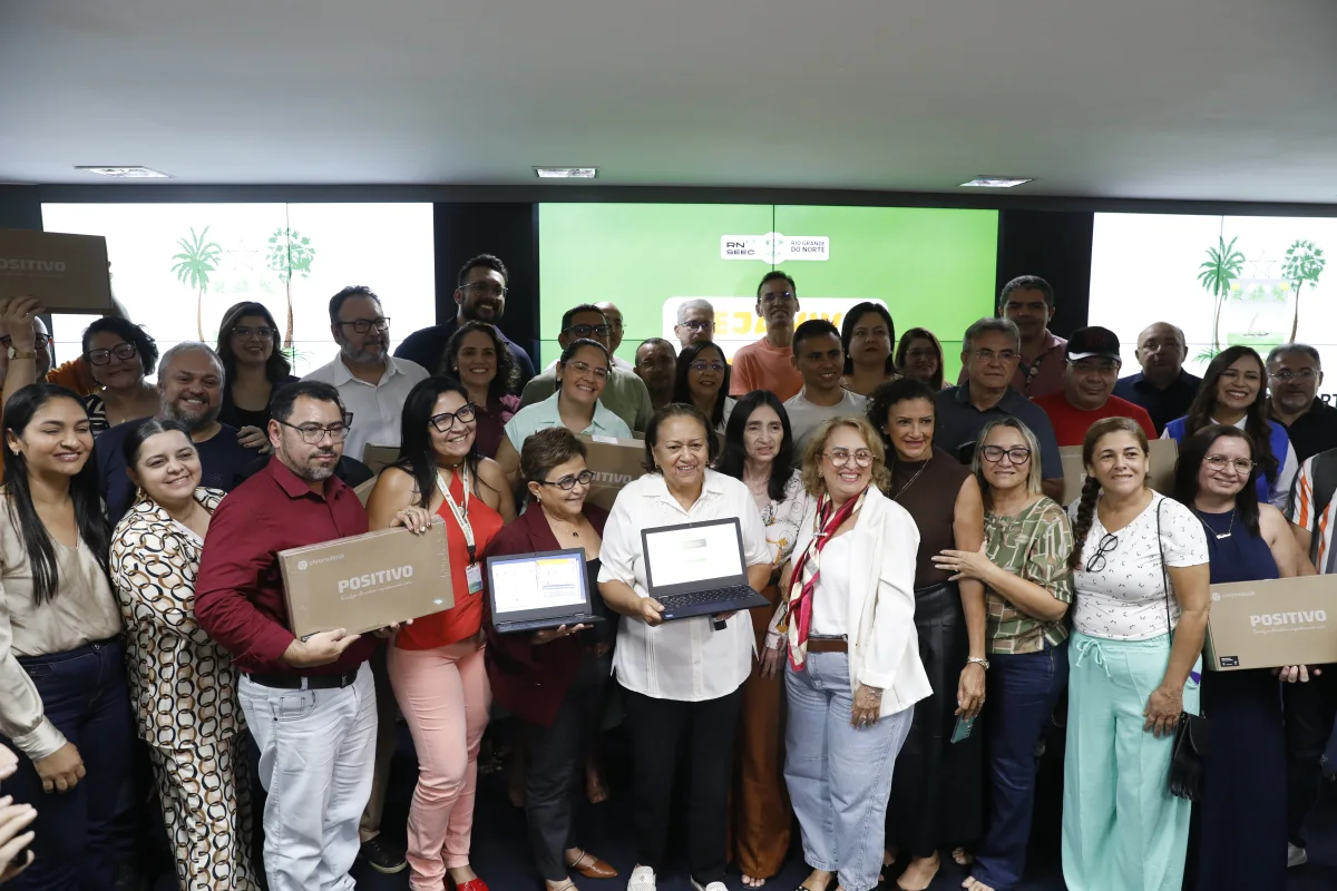 Rio Grande do Norte lança plataforma digital para certificação da EJA com 220 Chromebooks