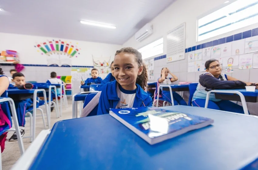 Maceió convoca 650 professores do PSS 2026 para entrega de documentos