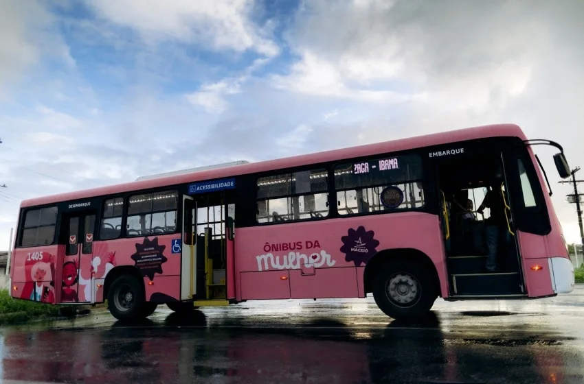 Ônibus da Mulher soma 90 mil embarques em três meses em Maceió