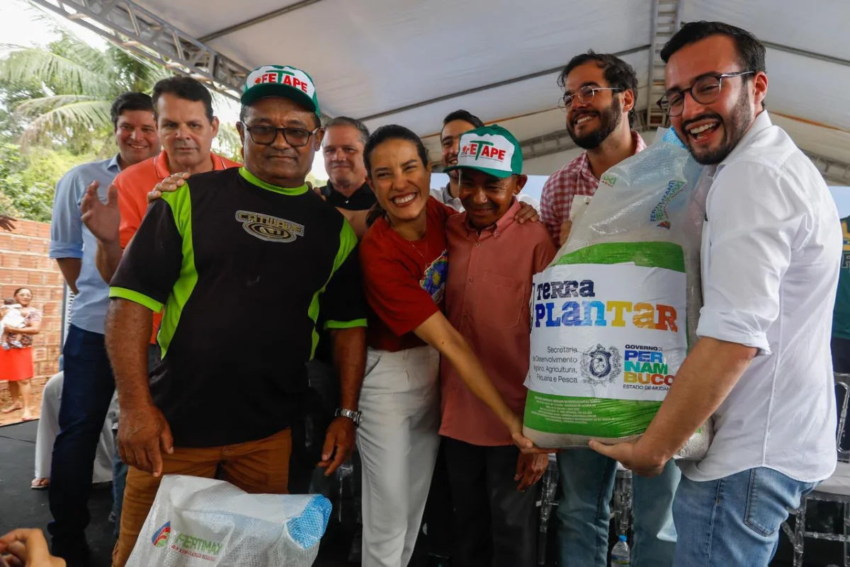 Terra Plantar beneficia 10 mil famílias com fertilizantes em Palmares