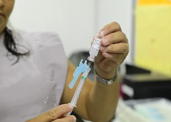Vacina contra HPV para jovens de 15 a 19 anos segue disponível até dezembro em Juazeiro do Norte