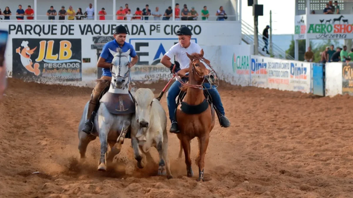 Vaquejada de Juazeiro do Norte ganha mais um dia de provas